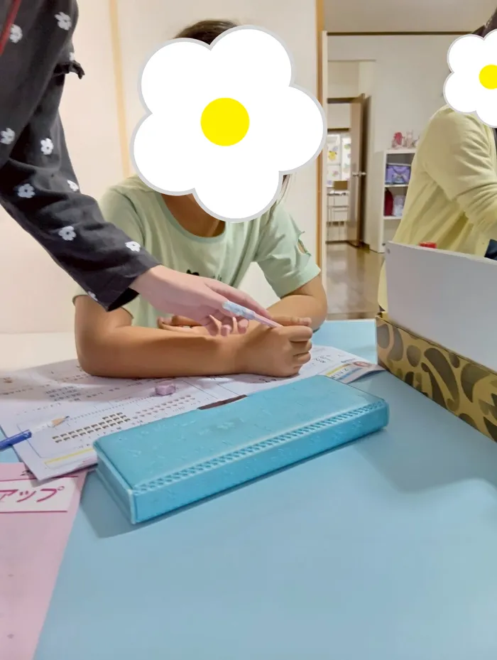 alpha+大野城教室/「お友だちと宿題タイム」〜協力するって楽しいね〜