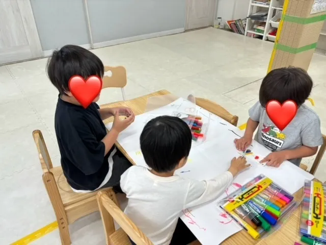 放課後等デイサービスウィズ・ユー川崎鹿島田/今日のプログラムは「ひっくりカエル🐸」でした✨