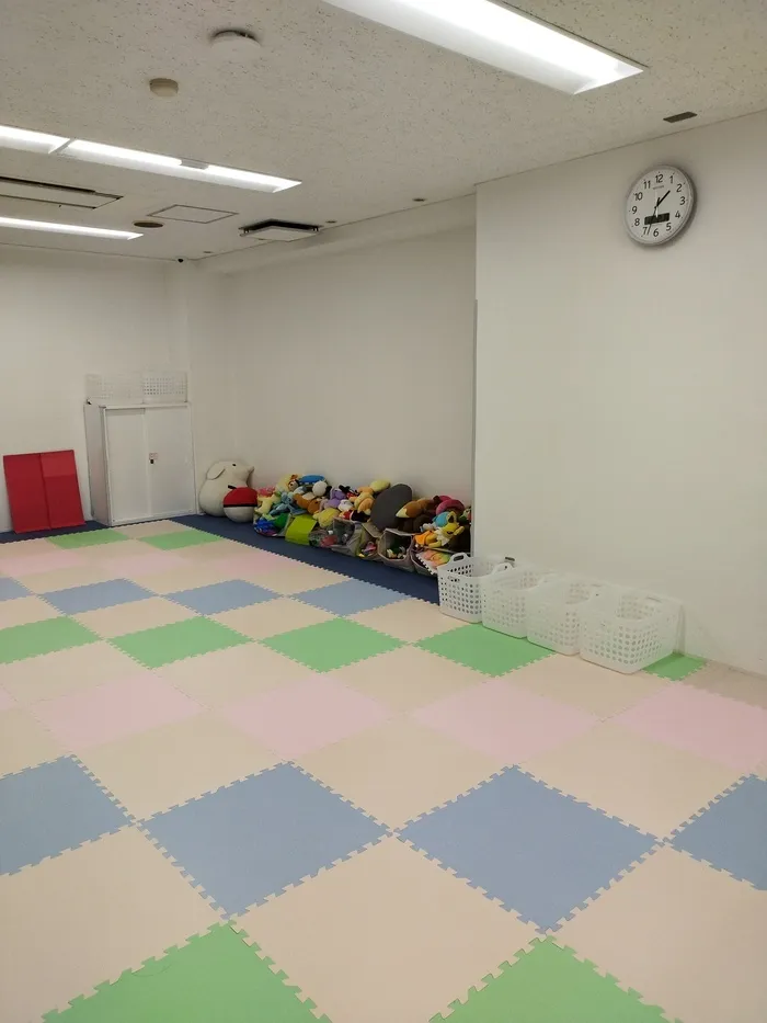 エミット大手前