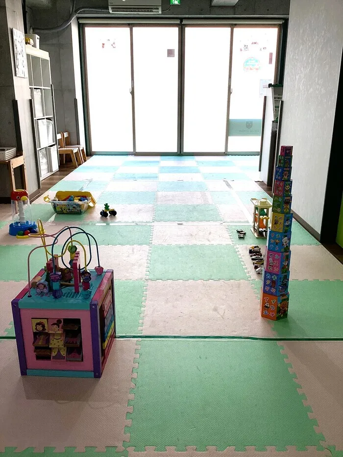 KID ACADEMY＋大倉山校/ KIDの療育　「小さなお子さまのプログラム」