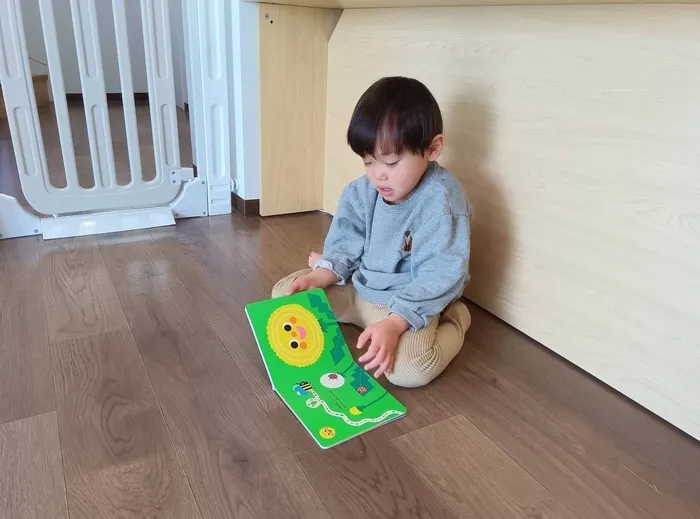 イーライフジュニア・フレンズ/自由遊びの様子～絵本編～