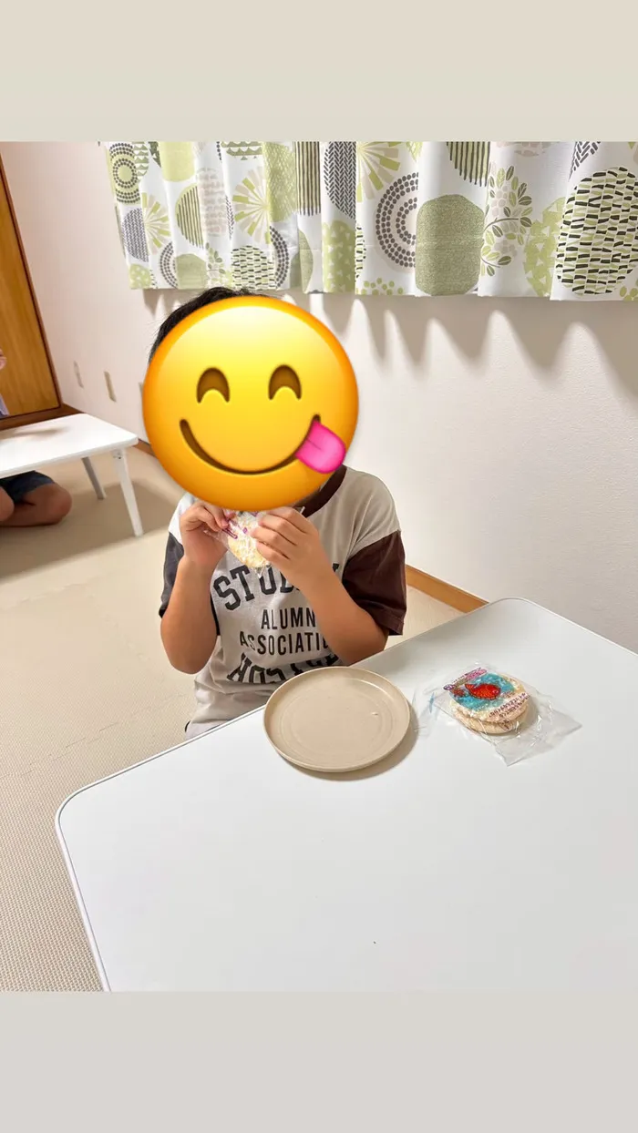  川口元郷駅近く！送迎対応可能　放課後等デイサービス 療育支援エフ 川口元郷教室/🍪☕️おやつタイムも大切な療育！生活スキルを育む時間😊🍽️