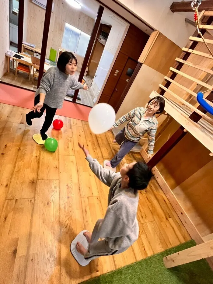 【保育士・心理師常勤在中・元小学校教員勤務!】遊びながら発達を促す★児発・放デイSRETAN HOUSE/プログラム内容