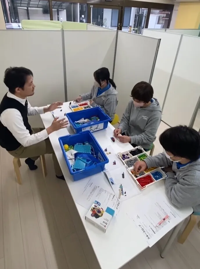 放課後等デイサービスプロラボ 尼崎校/スタッフの専門性・育成環境
