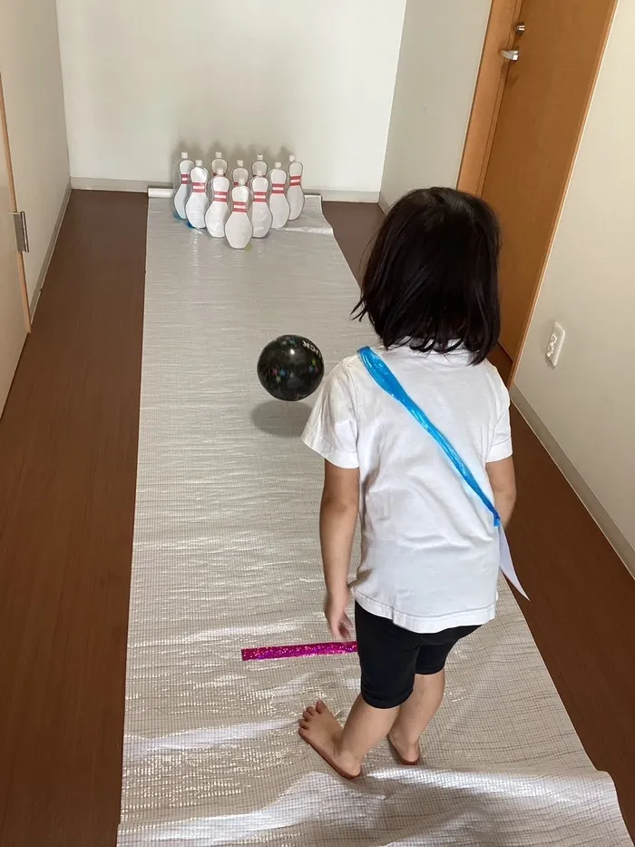 ぱれっと【7/1新規OP】/🎳長い廊下でボウリングあそび💪🏻
