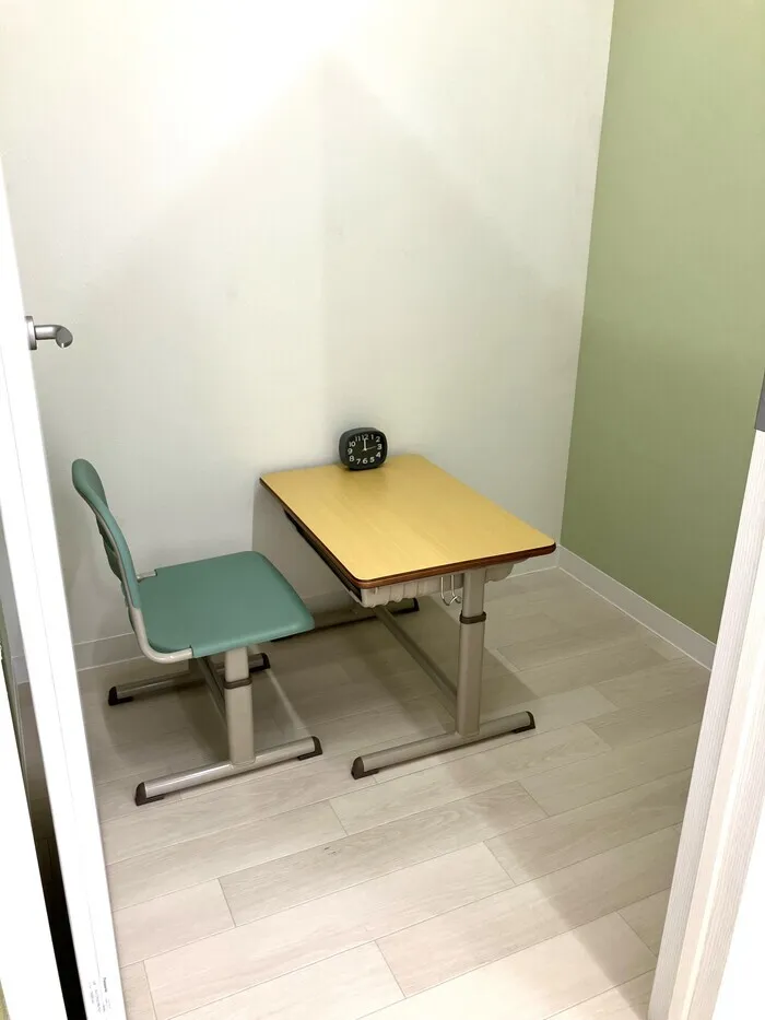 こども発達支援　かざなみ　【個別療育で一人ひとりに寄り添う支援／見学・無料相談受付中】/スタッフの専門性・育成環境