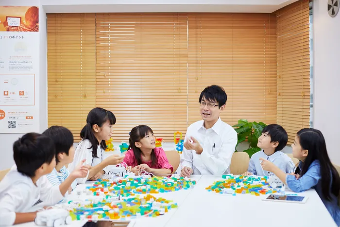 10月オープン予定｜WELFIX PARK ONODA｜運動・学習・プログラミング療育｜土日祝営業/日常の支援風景