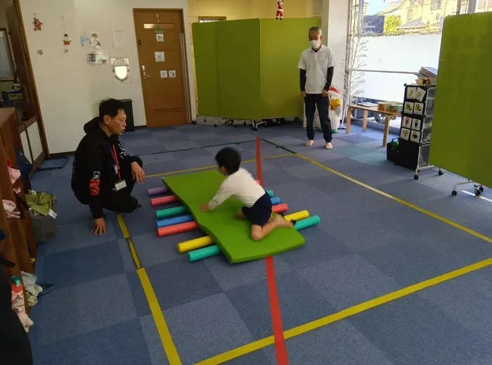 たんちゃん鴻池教室　児童発達支援事業所/体幹スライダー