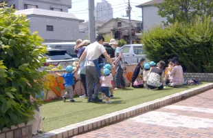 イルカ保育園/日常の支援風景