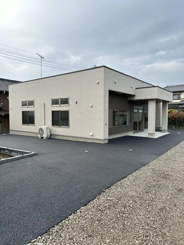 【11月新規オープン/空きあり】のびのび広場エミタス的場教室（多機能型）/土曜日限定！児童発達支援のご紹介