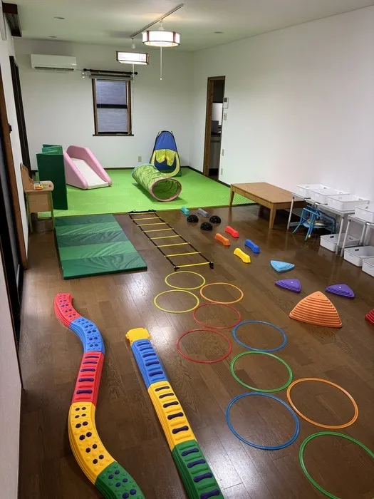 虹色のたね　明石台/スタッフの専門性・育成環境