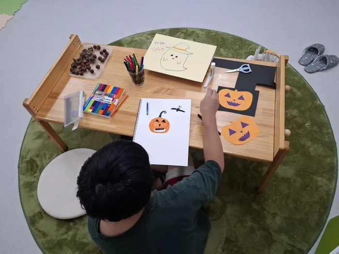 【10月1日OPEN!!】アトリエアポロン～学習支援×創作活動～※送迎あり/ハロウィン制作