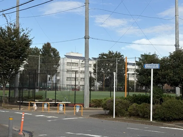 すぐ近くのけやき公園：外での活動の場合はこちらを使用します。