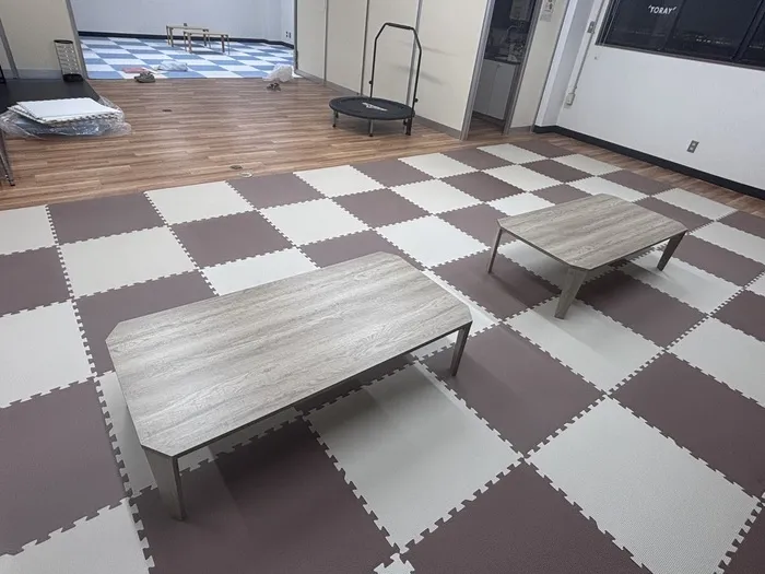 くれよんKids　あおば/長机が届きました♬