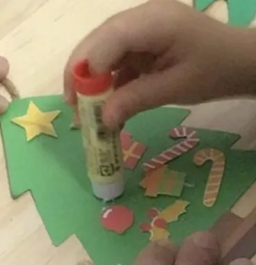 ＊11月ｵｰﾌﾟﾝ空あり　児発・放デイ　らら　　＊作業療法士による感覚統合/クリスマスツリー