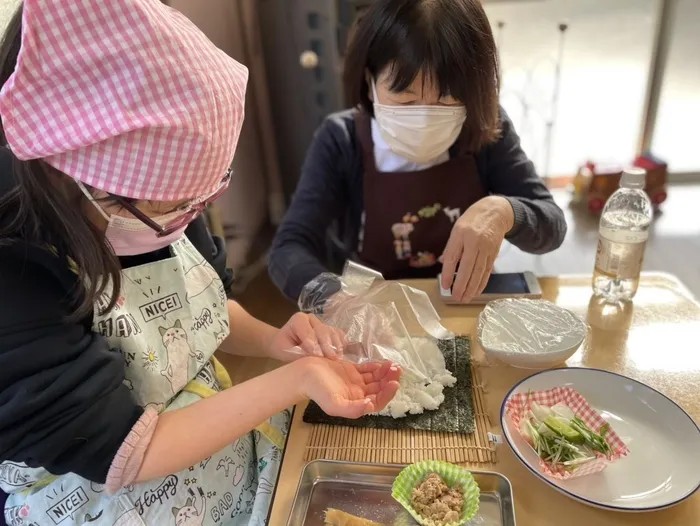 ジュニアサポートリンク/恵方巻を作りました