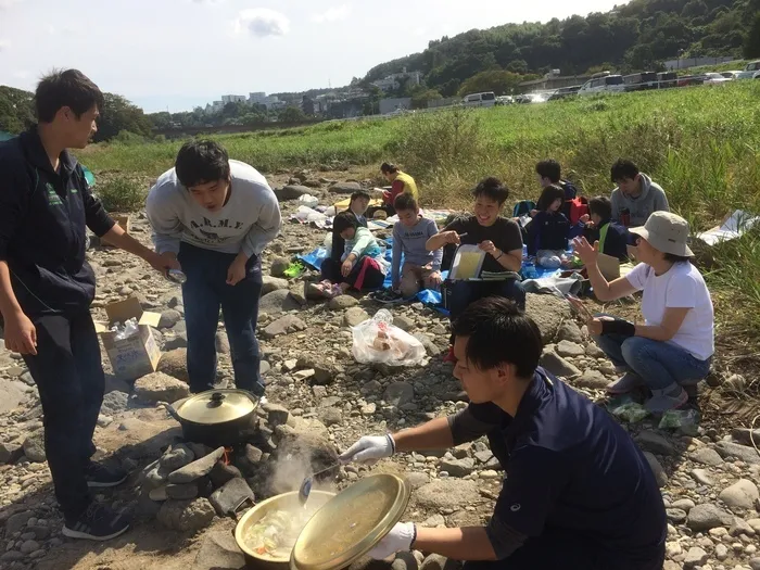 ジュニアサポートリンク/河原で芋煮会