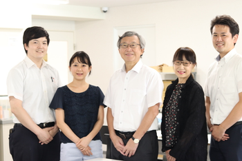 伸栄学習会 浦安北栄教室/スタッフの専門性・育成環境