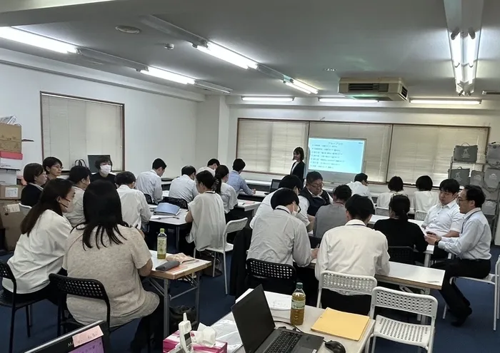 伸栄学習会 浦安北栄教室/より良い支援を目指し、スタッフ研修を行いました