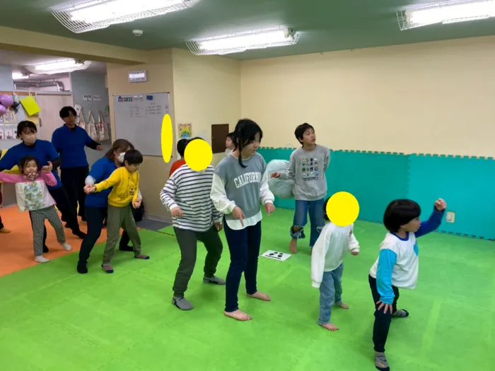 ライズ児童デイサービスやこう幸/2025.11.12(水)「ダンス」
