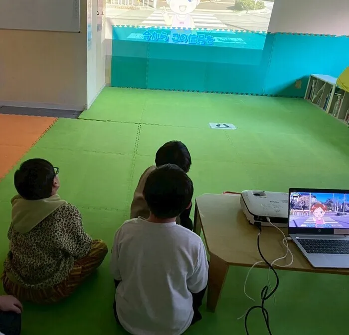 ライズ児童デイサービスやこう幸/2025.12.15(月)「交通安全学習」