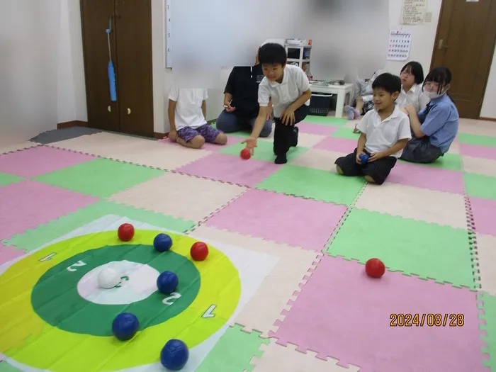 放課後等デイサービス事業所どり〜むはうす/8/28(水)　ボッチャ大会