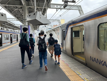 まいるーむ放課後こども教室/南海電車に乗って和歌山市民図書館