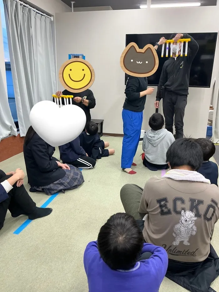 「就労準備型」放課後等デイサービスNESTING熊野/12月1日棒キャッチ